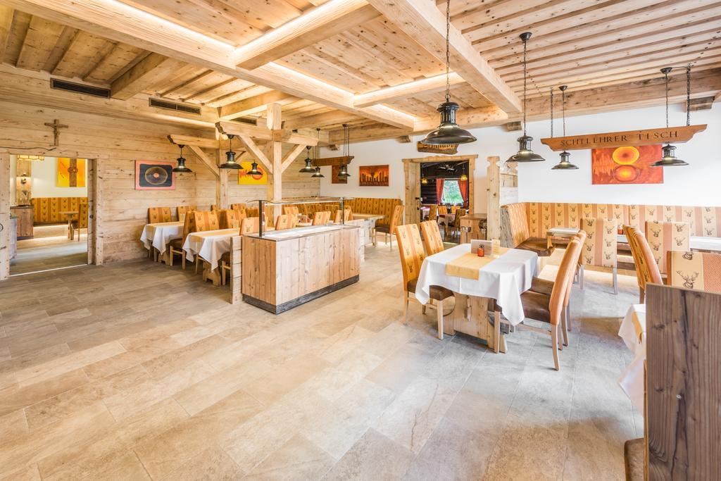 Hotel Kuenstleralm Kaprun Extérieur photo