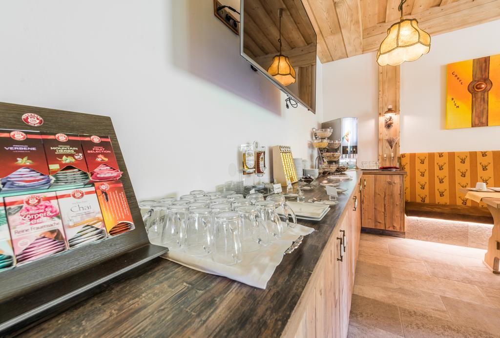 Hotel Kuenstleralm Kaprun Extérieur photo