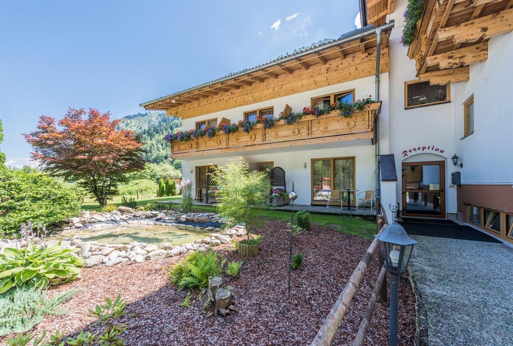 Hotel Kuenstleralm Kaprun Extérieur photo