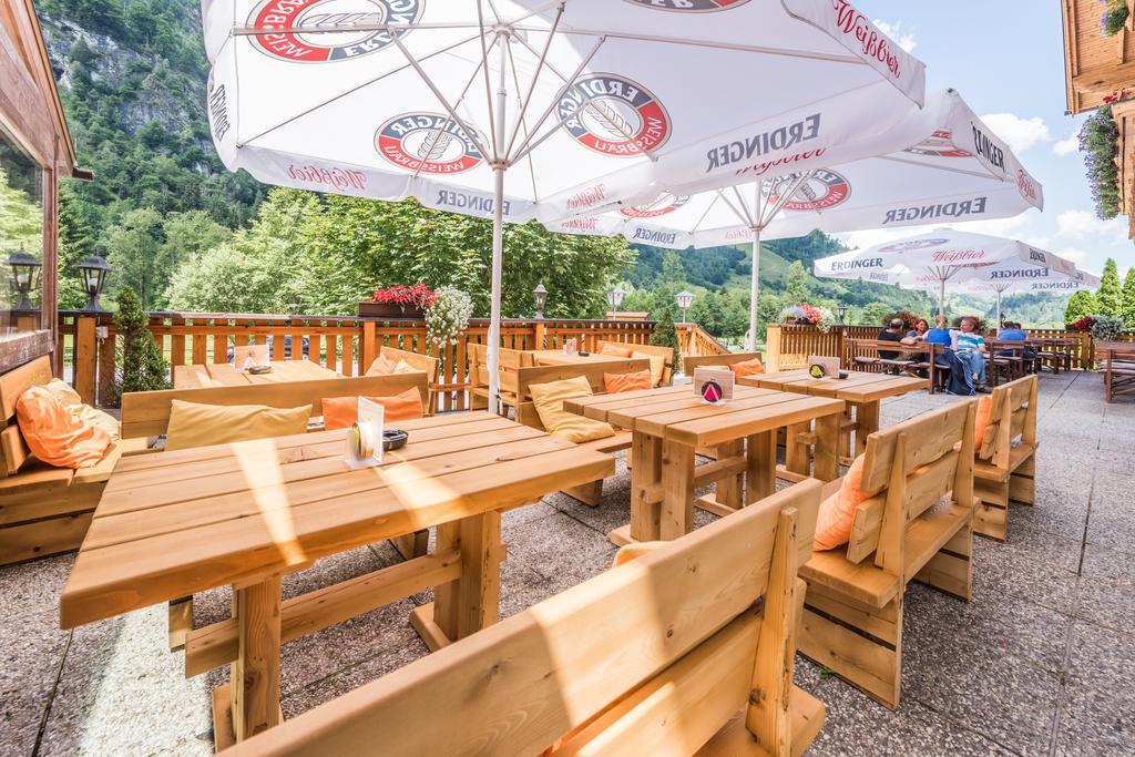 Hotel Kuenstleralm Kaprun Extérieur photo