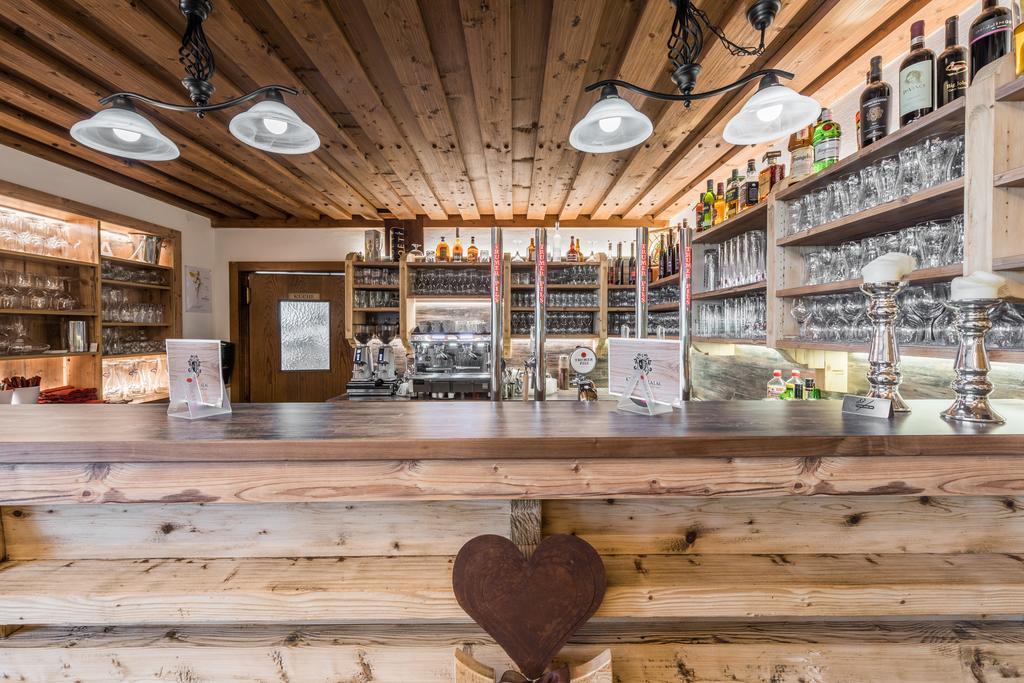 Hotel Kuenstleralm Kaprun Extérieur photo