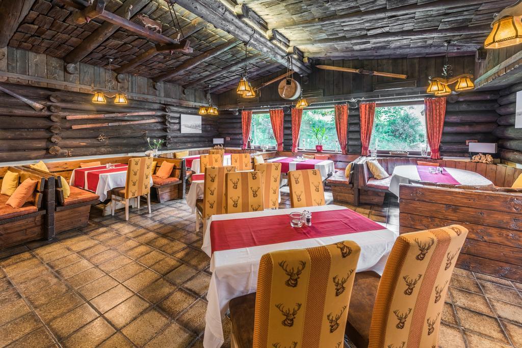 Hotel Kuenstleralm Kaprun Extérieur photo