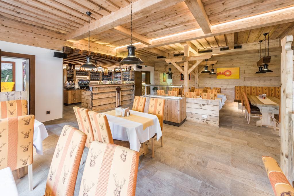 Hotel Kuenstleralm Kaprun Extérieur photo
